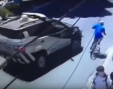 Karma instantáneo: robó tres celulares