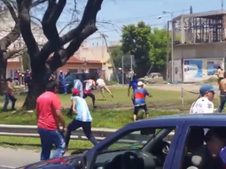 Barras de Tigre protagonizaron graves incidentes. Barras de Tigre protagonizaron graves incidentes.