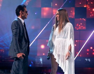 Jennifer Lopez y Marc Anthony hicieron un cover de Pimpinela.
