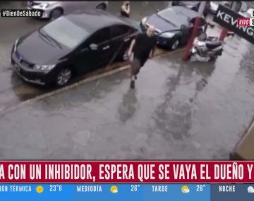 VIDEO: Así ataca la roba coches de Lanús