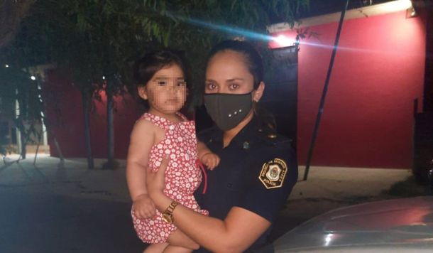 La Plata: una policía salvó a una beba de un año que casi no respiraba