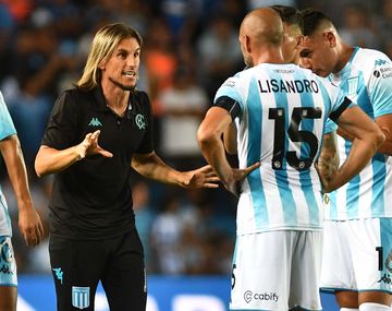 Sebastián Beccacece debutó con un empate