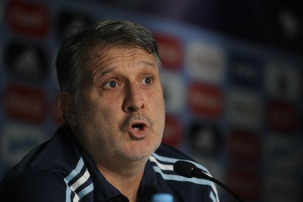 Martino confirmó que no convocará a nadie más por la ausencia de Dybala