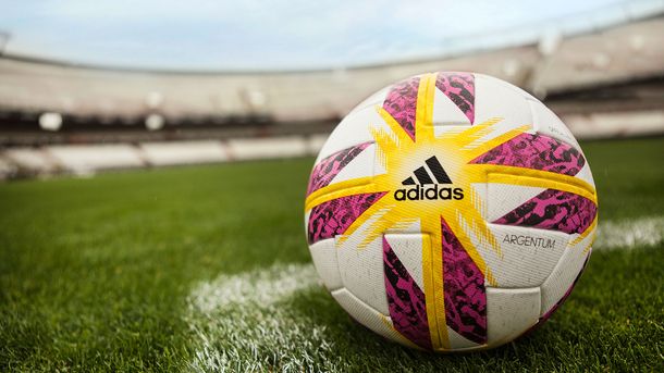 Todo listo: la Superliga que se viene ya tiene su pelota oficial