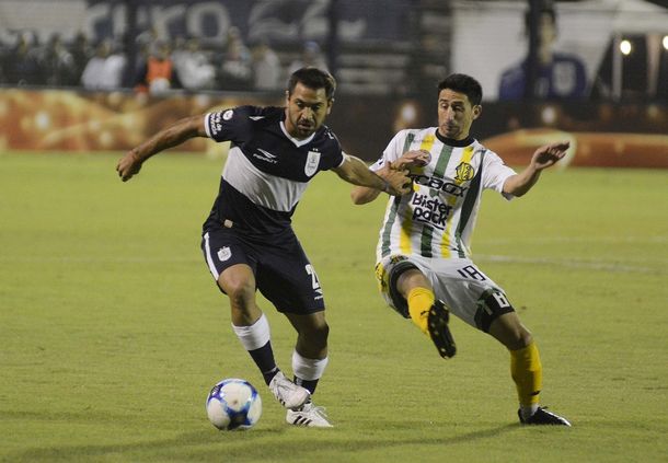 Gimnasia derrotó a Aldiosivi