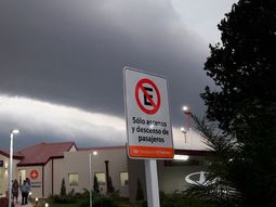 el vuelo de flybondi que inauguraba el aeropuerto de el palomar se retraso por el clima el vuelo de flybondi que inauguraba el aeropuerto de el palomar se retraso por el clima