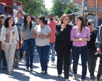 La ministra de Seguridad recorrió la villa 15 de Rosario