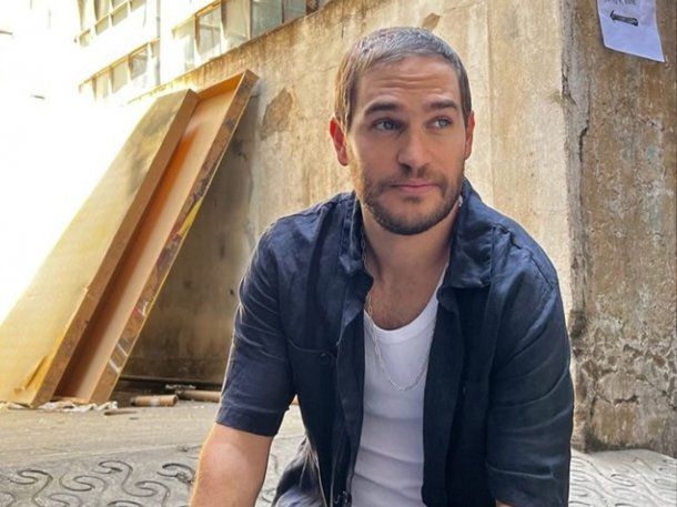 Tres datos de Matías Mayer, el actor argentino que es todo terreno