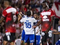 buen debut: con un gol a los 91 minutos, velez le gano a instituto en cordoba buen debut: con un gol a los 91 minutos, velez le gano a instituto en cordoba