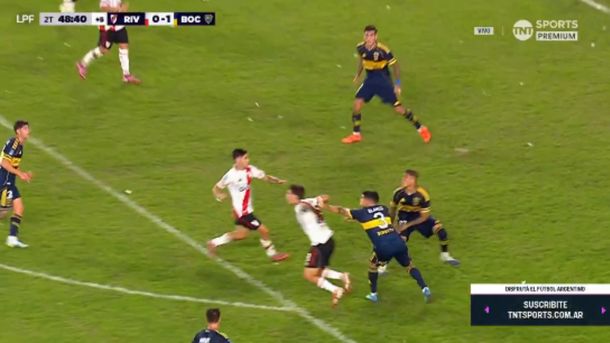 Escándalo en el final del Superclásico: ¿era penal para River en la última jugada?