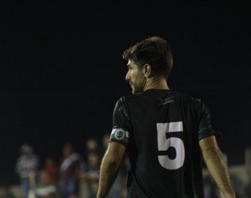 Leonardo Ponzio se rompió los ligamentos cruzados en un amistoso