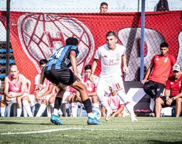 El Huracán de Sava cayó ante Liverpool de Uruguay por 3 a 2