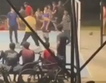 Paraná: una pelea de fútbol infantil terminó con un padre baleado