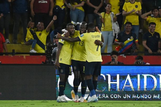 Eliminatorias: Ecuador goleó 4-0 a Bolivia y sueña con llegar al Mundial