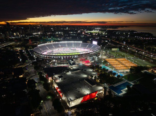 Tras el escandaloso final, Platense eliminó por penales a River y es semifinalista del Torneo Apertura 2025