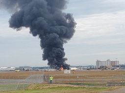 Un avión de la Segunda Guerra Mundial se estrelló en un aeropuerto de los Estados Unidos