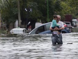 piden descuentos en celulares e internet por inundaciones piden descuentos en celulares e internet por inundaciones