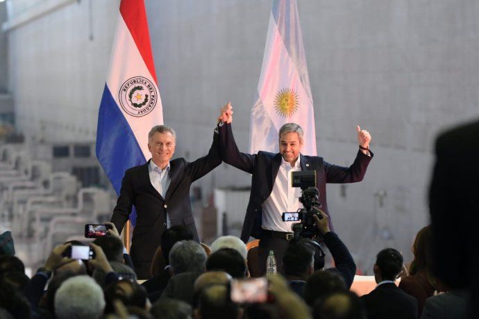 FIFA triplica fondos a Macri con poco control