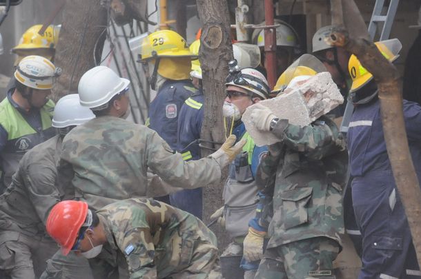 Los rescatistas tienen una pequeña expectativa de hallar sobrevivientes