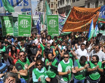 Provincias y la Ciudad acordaron no superar el 25% de aumento en las paritarias