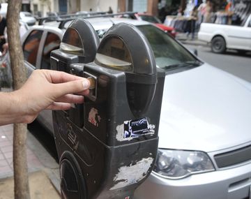 El Gobienro duplicó la tarifa de los parquímetros
