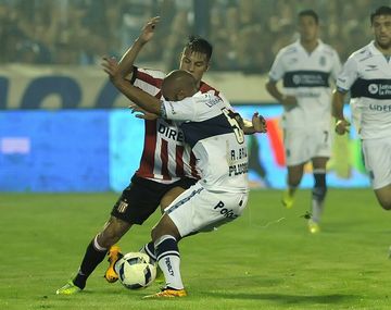 Estudiantes no pudo con Gimnasia