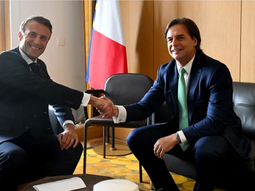 El presidente uruguayo Luis Lacalle Pou se reunión con su par francés, Emmanuel Macron. El presidente uruguayo Luis Lacalle Pou se reunión con su par francés, Emmanuel Macron.
