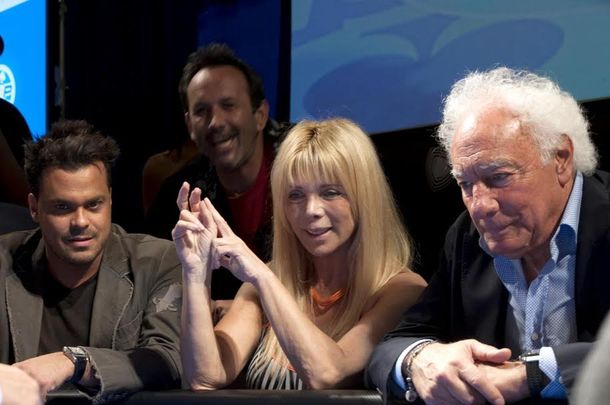 Coco Silly comandó una mesa de famosos que jugaron al póker