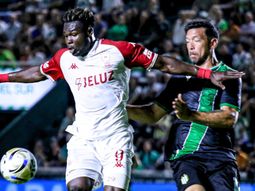 con el gol agonico de caicedo, huracan igualo 1-1 con banfield en el sur con el gol agonico de caicedo, huracan igualo 1-1 con banfield en el sur