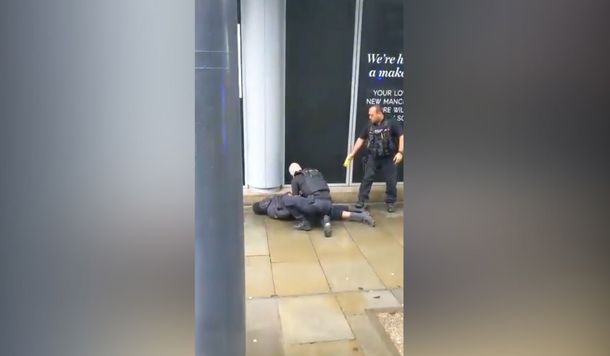 Pánico en Manchester: un hombre apuñaló a 5 personas e investigan si se trata de un ataque terrorista