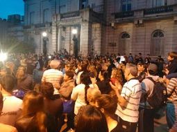Luján: tensión en marcha de vecinos por el crimen de un joven en un robo