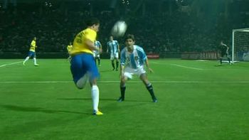 ¡atento, vangioni! el jugador estrella del cruzeiro hace cosas como esta ¡atento, vangioni! el jugador estrella del cruzeiro hace cosas como esta