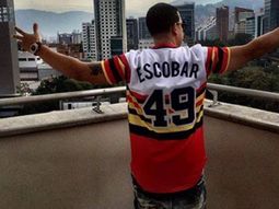 Escuchá el reto del alcalde de Medellín a reguetonero que admira a Pablo Escobar