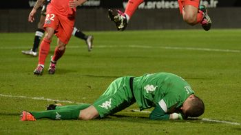 con lavezzi y di maria, el psg empato y mantuvo la punta del campeonato con lavezzi y di maria, el psg empato y mantuvo la punta del campeonato