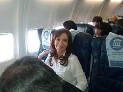 se espera que cristina kirchner arribe el lunes a la noche a buenos aires se espera que cristina kirchner arribe el lunes a la noche a buenos aires