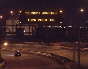 Tsunami de dos metros afectó Nueva Zelanda tras sismo de 7,8 grados Richter.