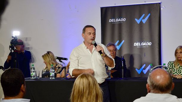 El precandidato nacionalista apuntó contra el Frente Amplio por no invertir en infraestructura durante los gobiernos anteriores.