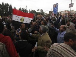 hay dos muertos por los enfrentamientos en el cairo hay dos muertos por los enfrentamientos en el cairo