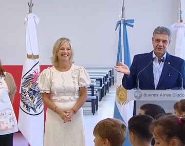 Más de 300 mil chicos volvieron a las aulas en la Ciudad: Jorge Macri celebró el inicio en fecha