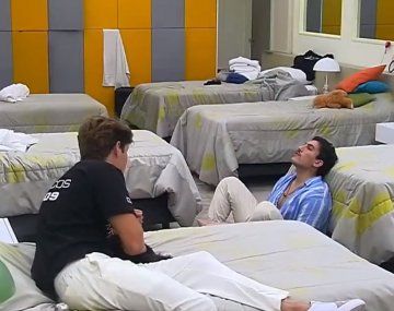 Marcos le reveló a Holder qué siente por Julieta