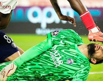 El tremendo planchazo que recibió Donnarumma en PSG vs Mónaco