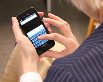 Cargar cada móvil ahora será más fácil gracias a este truco casero y efectivo.&nbsp;