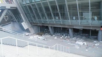 violencia en ucrania: estallaron dos bombas en un estadio violencia en ucrania: estallaron dos bombas en un estadio