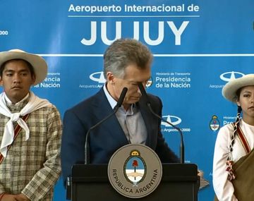 El celular le jugó una mala pasada a Macri en medio de un acto en Jujuy
