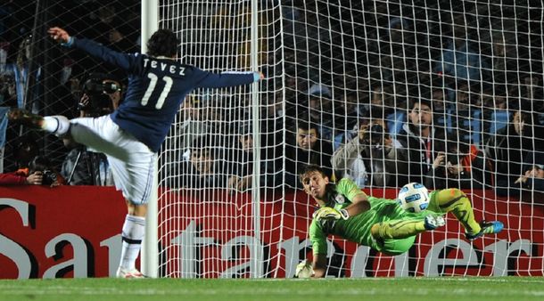 ¿Quién tiene de hijo a quién? Conocé el historial de Argentina y Uruguay