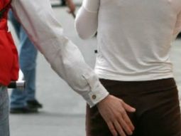 Un hombre al borde del juicio por manosear a una mujer en el subte. Un hombre al borde del juicio por manosear a una mujer en el subte.