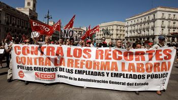 hay protestas en espana tras la aprobacion de un nuevo ajuste hay protestas en espana tras la aprobacion de un nuevo ajuste