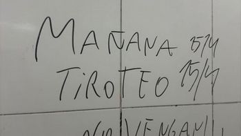Ya son ocho los adolescentes imputados por las amenazas en escuelas de Córdoba. Ya son ocho los adolescentes imputados por las amenazas en escuelas de Córdoba.