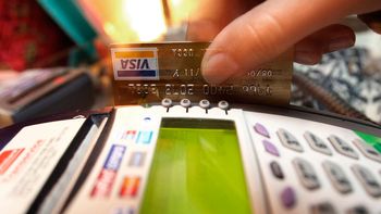 prorrogaron la devolucion de 5 puntos del iva en compras con tarjeta de debito prorrogaron la devolucion de 5 puntos del iva en compras con tarjeta de debito