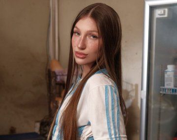 Escándalo con Yami Safdie por viejos tuits discriminatorios